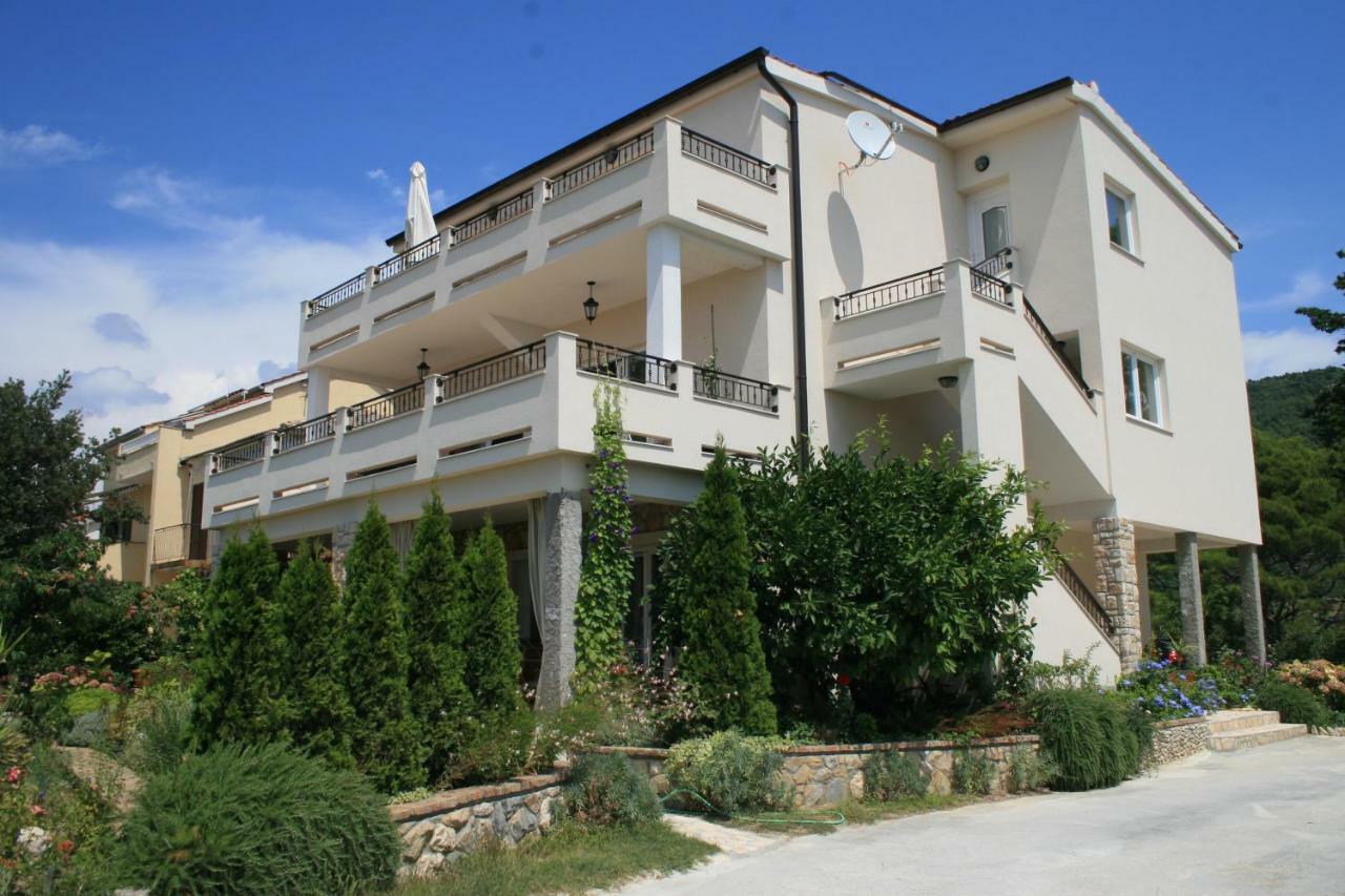 Apartment Aria Banjol Buitenkant foto