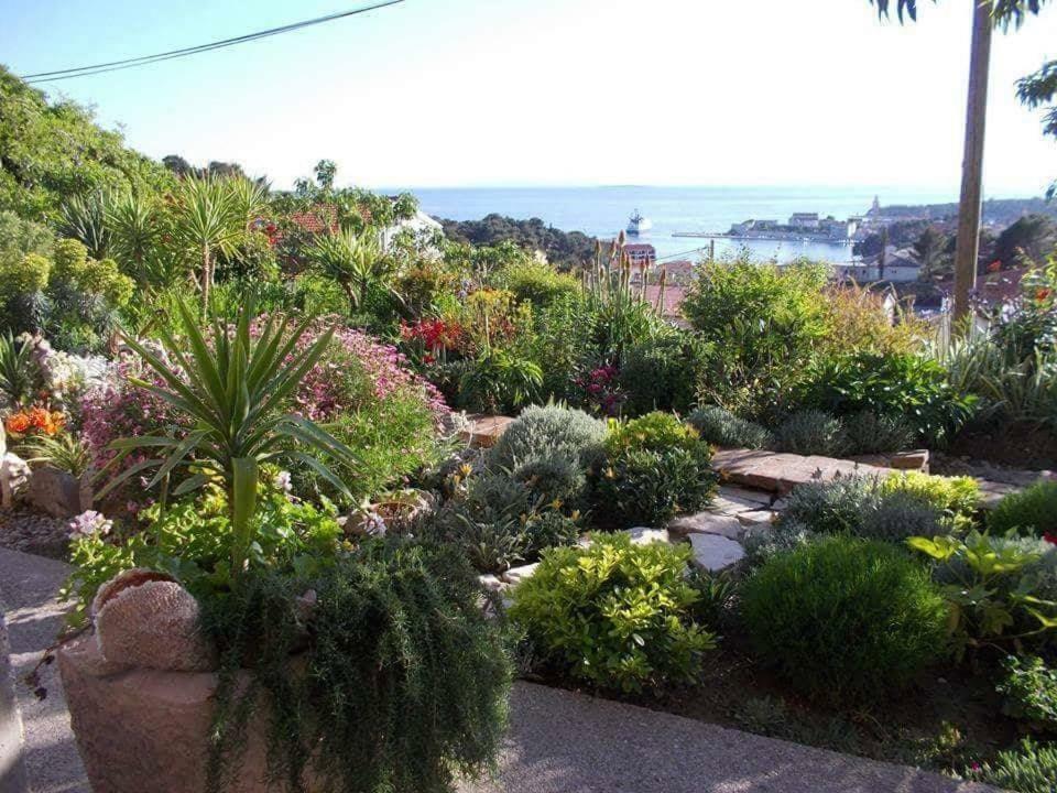 Apartment Aria Banjol Buitenkant foto