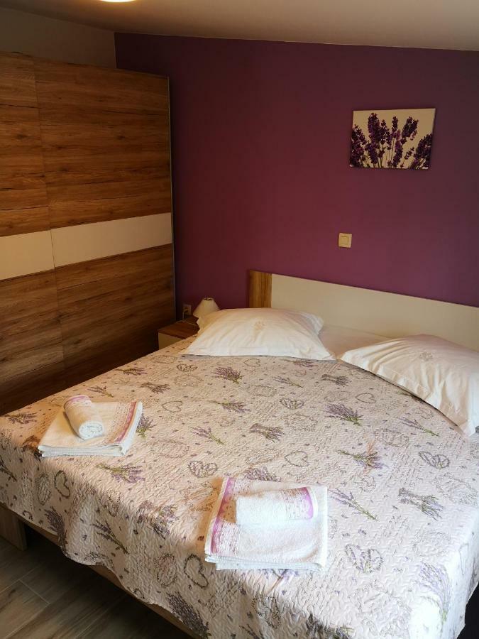 Apartment Aria Banjol Buitenkant foto