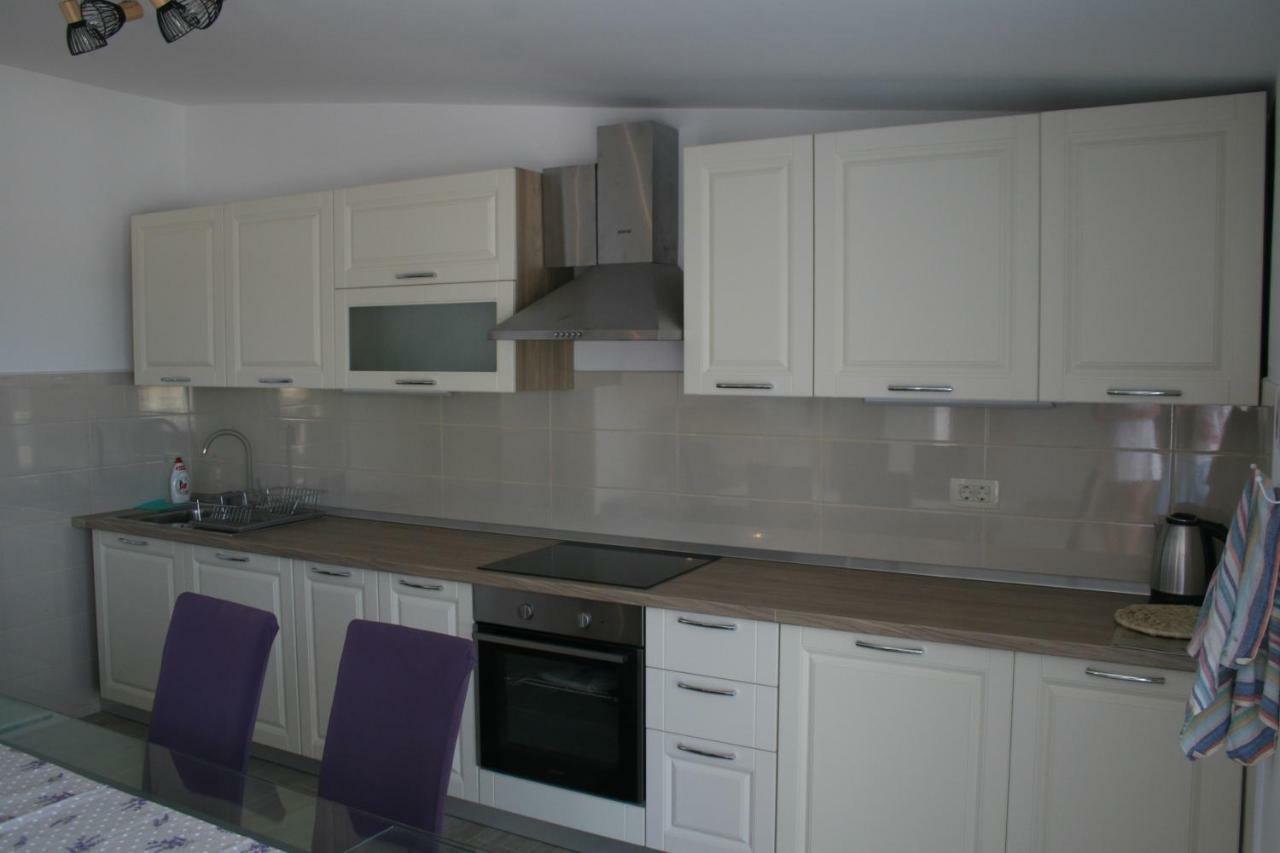 Apartment Aria Banjol Buitenkant foto