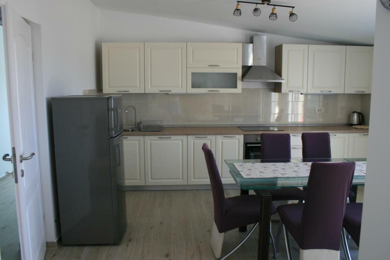 Apartment Aria Banjol Buitenkant foto
