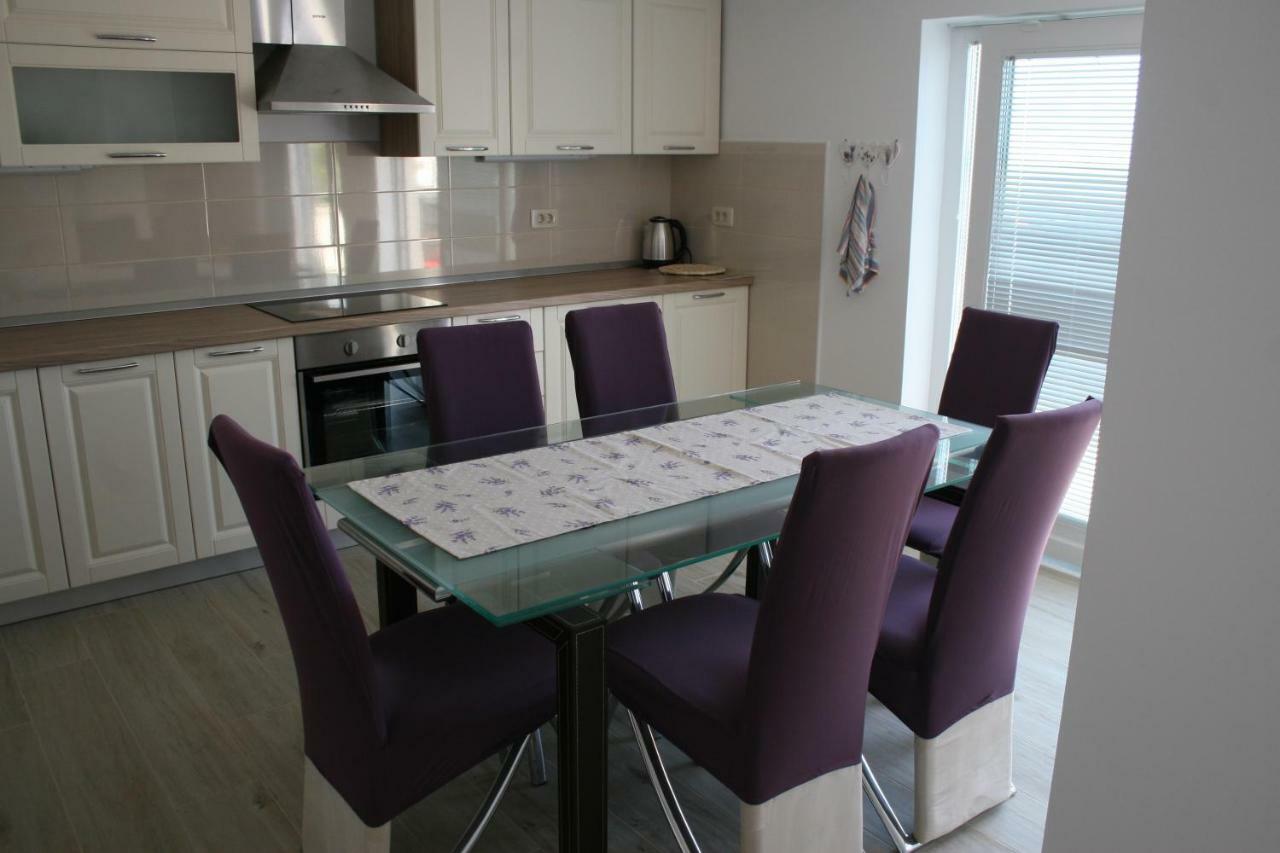 Apartment Aria Banjol Buitenkant foto