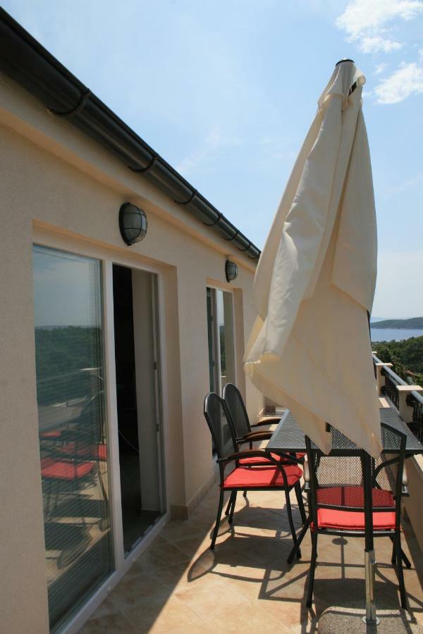 Apartment Aria Banjol Buitenkant foto